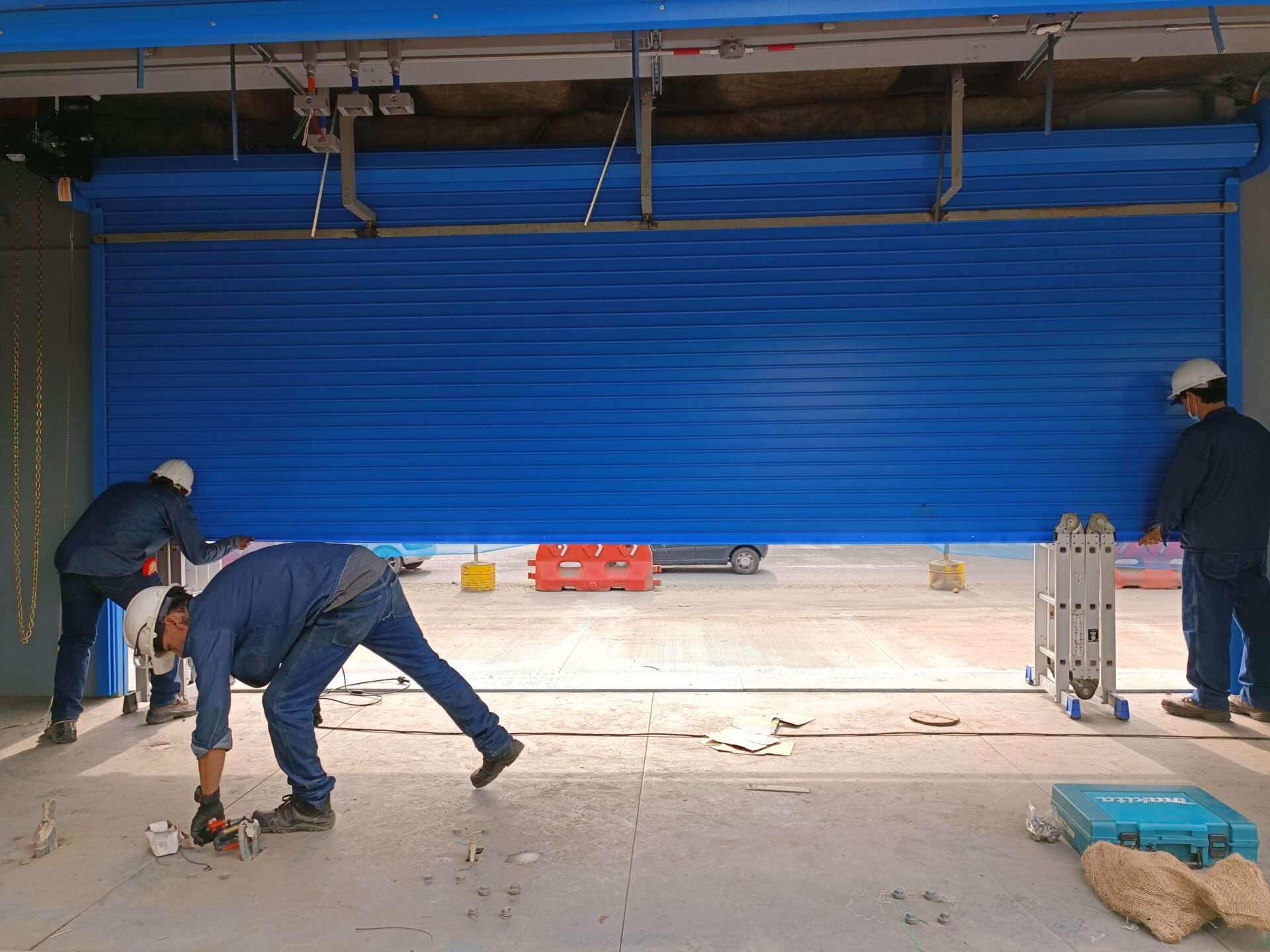 Instalación de persianas metálicas en Catalunya persianas metálicas de seguridad para locales en Catalunya